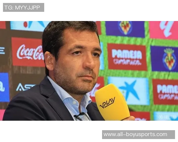 库尔图瓦批评巴萨与黄潜海外赛影响公平性强调西甲主客场差异显著 库尔图瓦批评巴萨与黄潜海外赛影响公平性强调西甲主客场差异显著