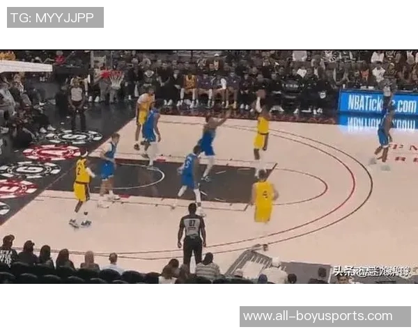 浓眉神勇表现禁区内大帽震撼全场对手投篮无处可逃