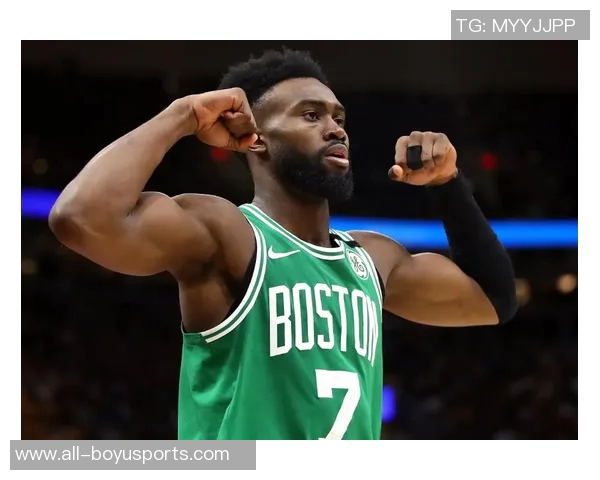 杰伦布朗打电话詹姆斯请教植发问题引发热议节目效果爆棚