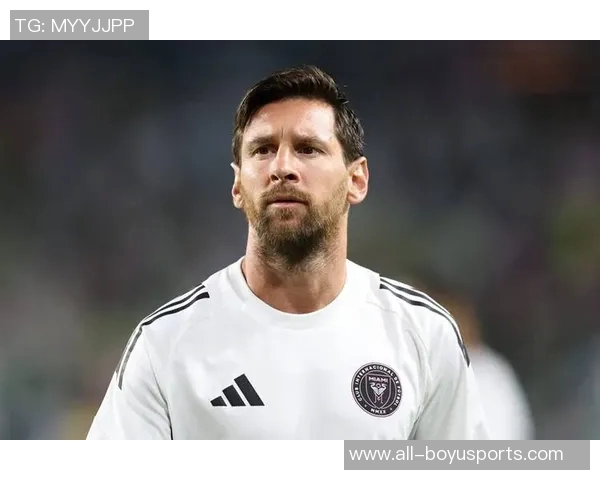 梅西社交媒体分享2026年世界杯用球宣传照引发热议 梅西社交媒体分享2026年世界杯用球宣传照引发热议