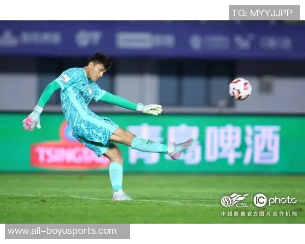 李昊基本确认留在西海岸杨希或将加盟海港队