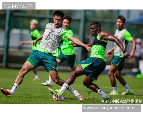 北京国安冬训在海口逐步升温球队状态渐入佳境备战新赛季